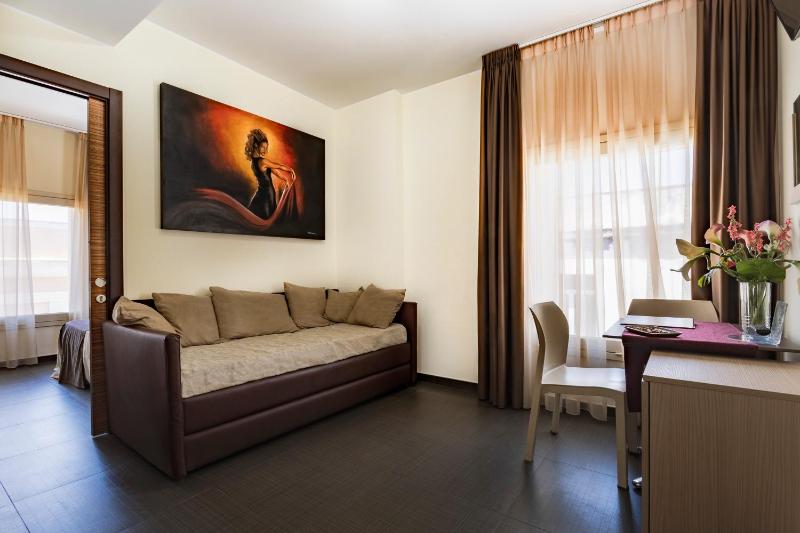 Suite image 4
