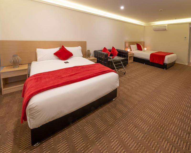 V Motel - image 28