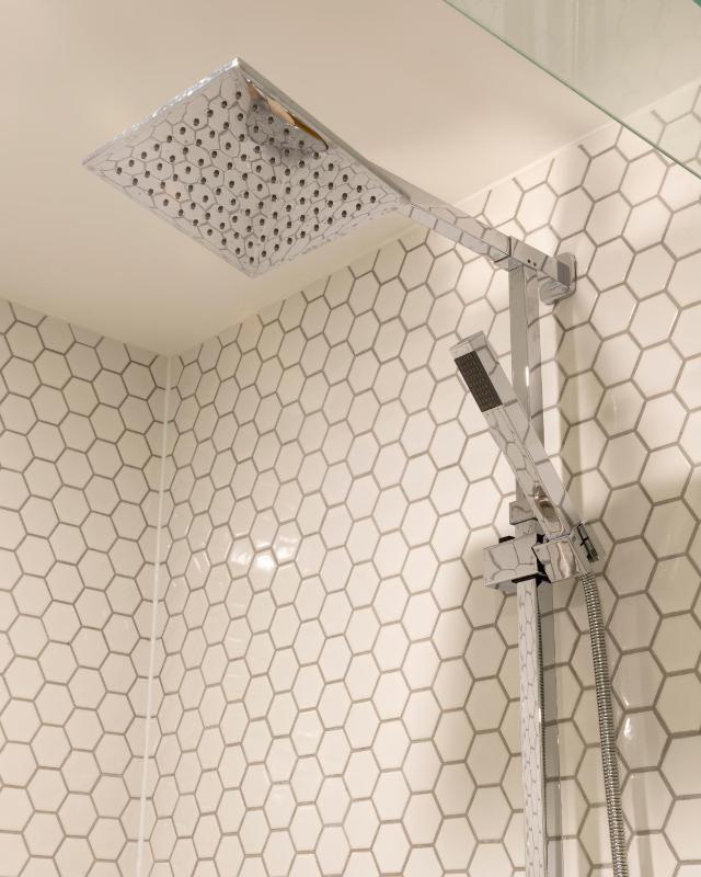 V Motel - image 11