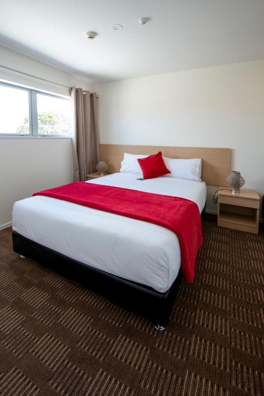 V Motel - image 32
