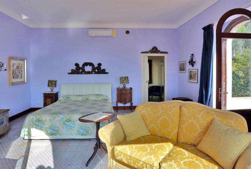 Junior Suite with Terrace image 3