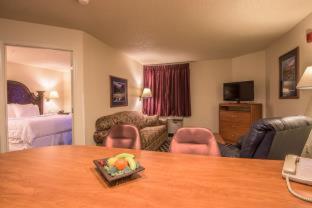 Room #18494412 image 4