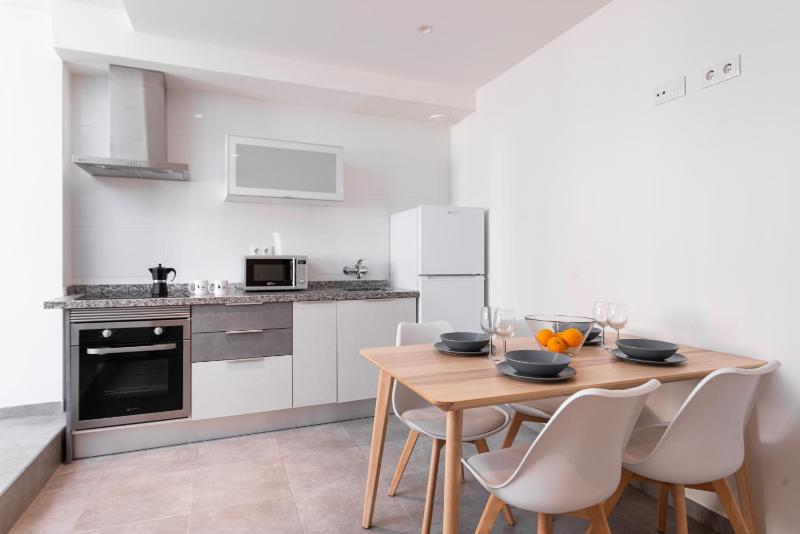 Apartamentos Quijano by Be Alicante - image 22