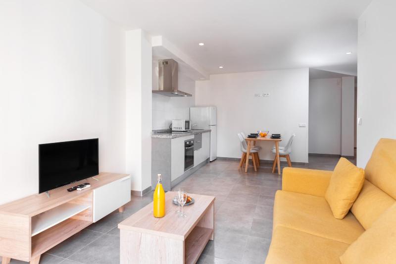 Apartamentos Quijano by Be Alicante - image 13