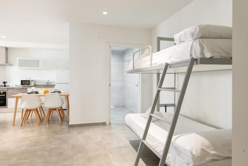 Apartamentos Quijano by Be Alicante - image 17