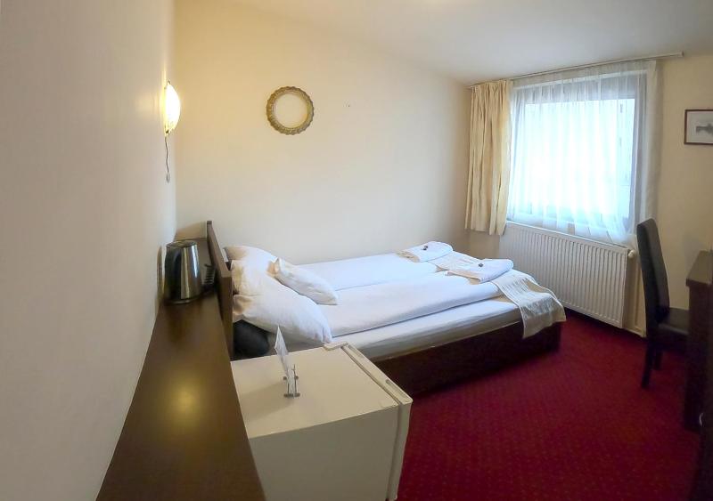 Double Room 5 image 2
