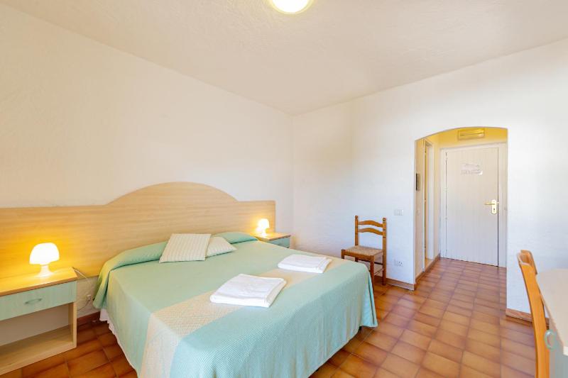 Double Room image 1