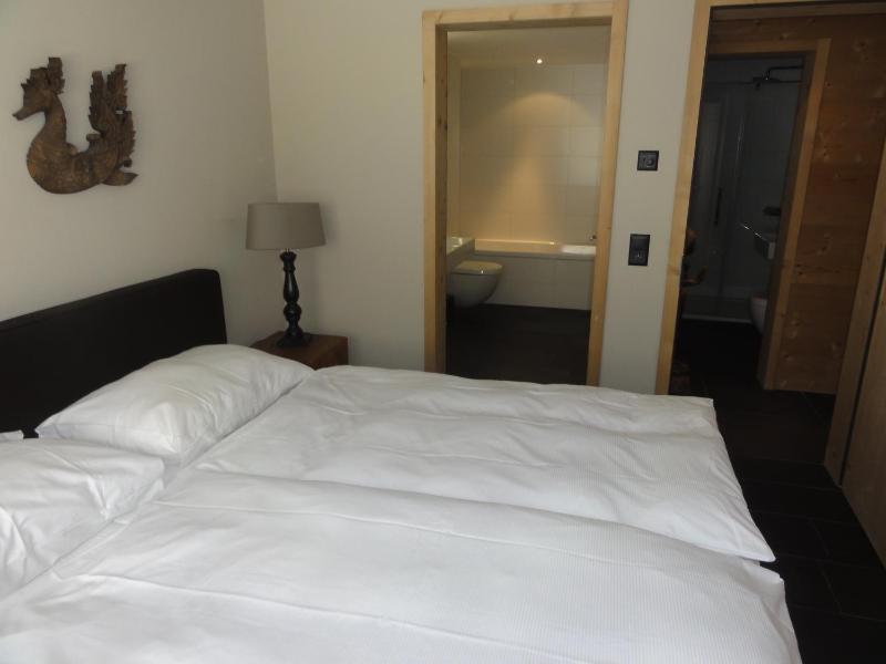 Three-Bedroom Apartment image 1