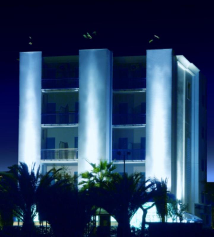 Hotel Haiti - image 34