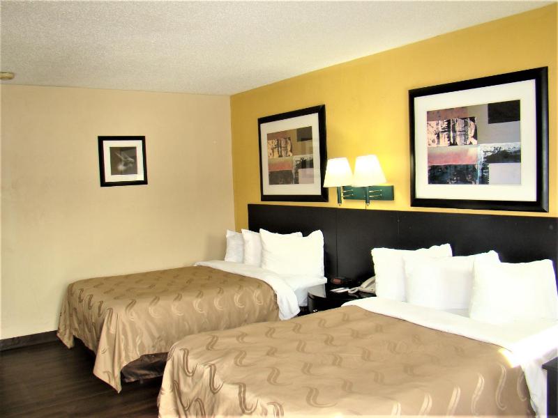 One-Bedroom Suite with Two Double Beds - Non-Smoking