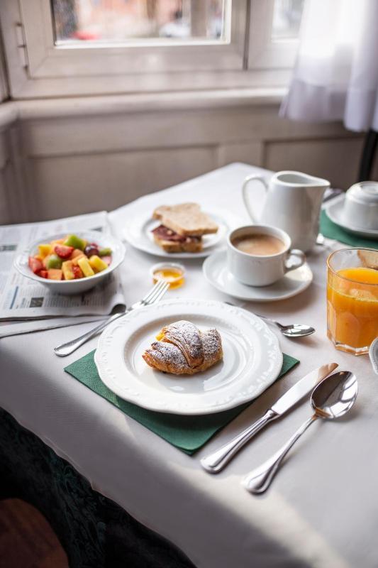 Hotel Estense - image 7