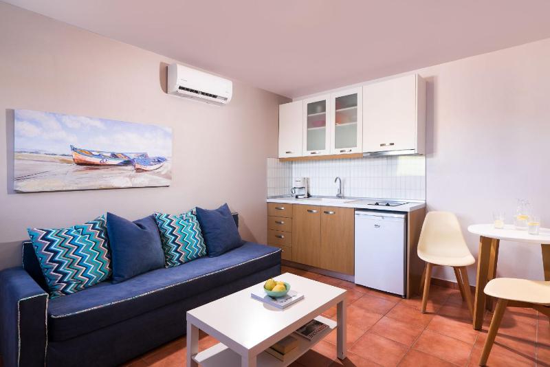 Standard Apartment (2 Adults + 2 Children) image 1