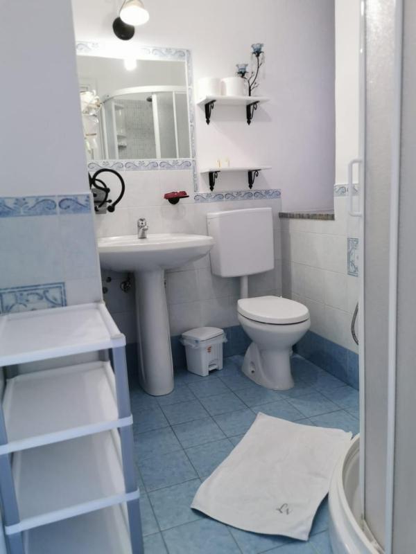 Standard Studio (2 Adults) image 2