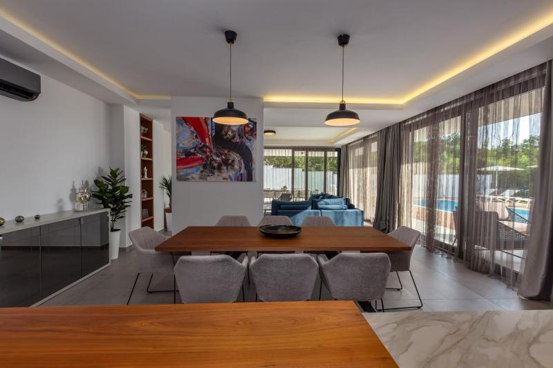 Villa Eleven - image 23