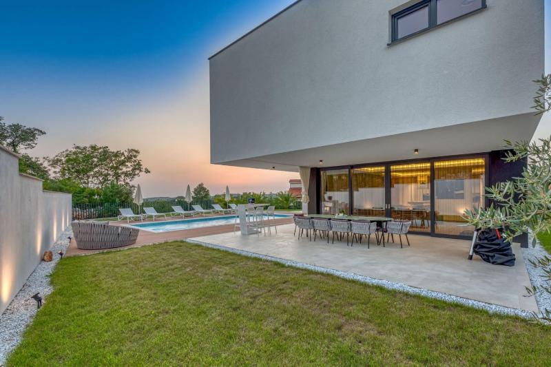 Villa Eleven - image 21