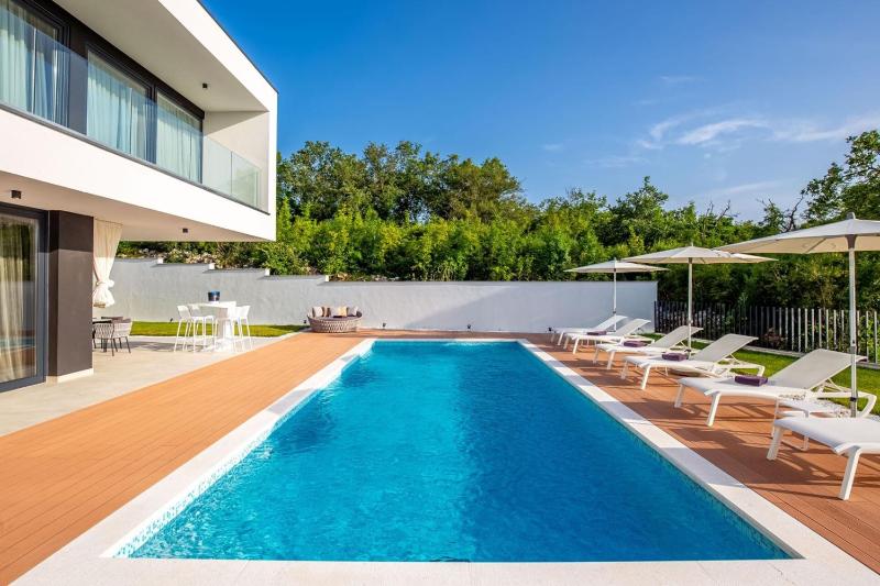 Villa Eleven - image 29