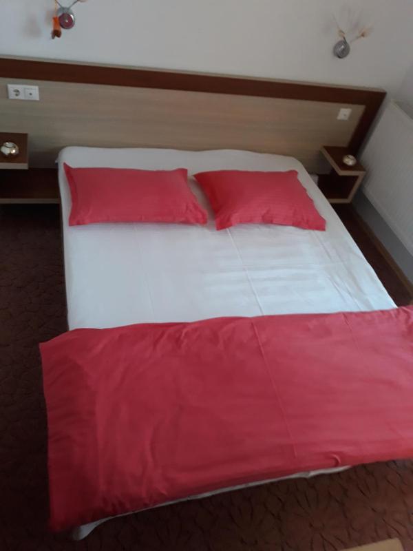 Two-Bedroom Suite image 3
