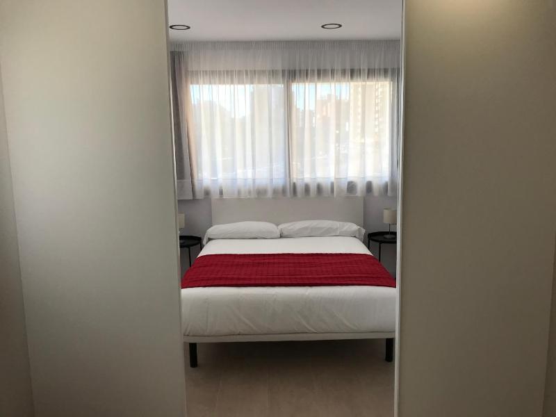 One-Bedroom Apartment image 4
