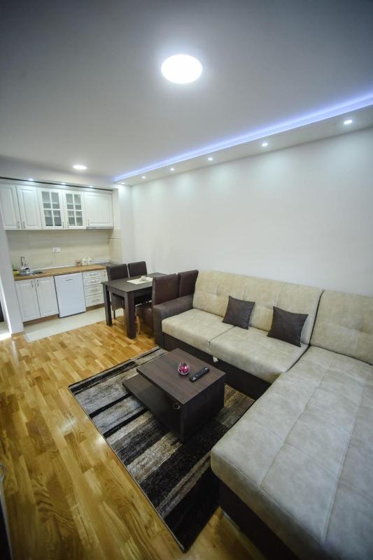 One-Bedroom Apartment image 1