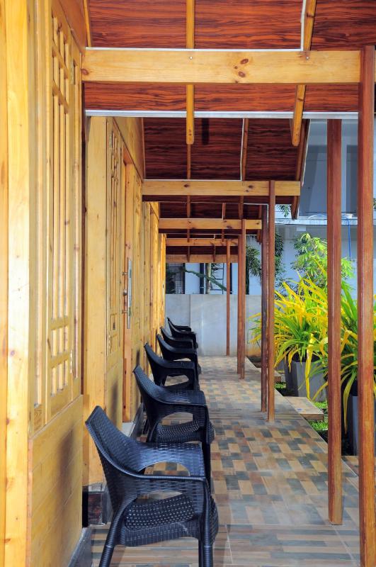 Elvis Beach Resort - image 10