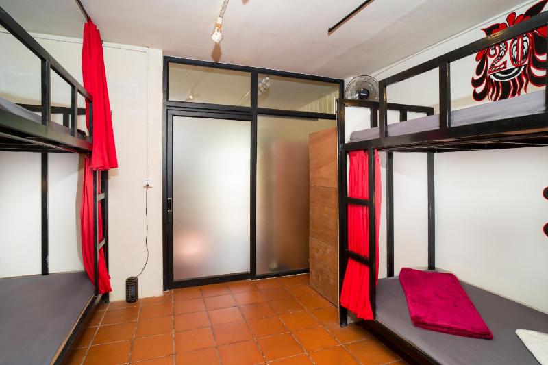 Pomme Brewhouse Hostel - image 6