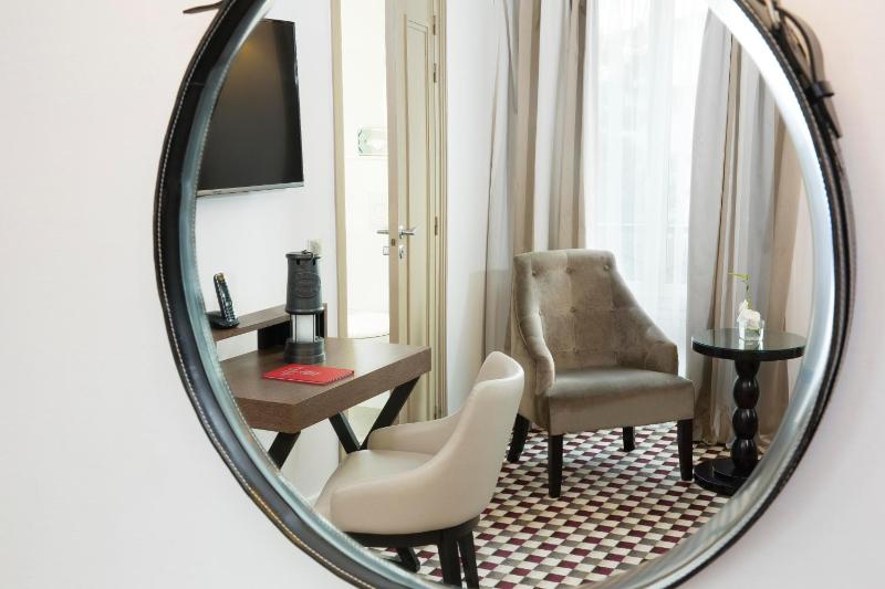 Executive Room with king-size bed with Access to the SPA image 4