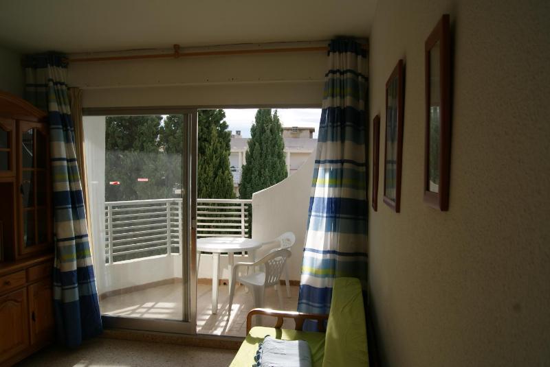 Apartment with Lateral Sea View image 1