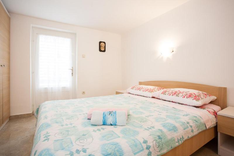 Apartments Melita - image 4