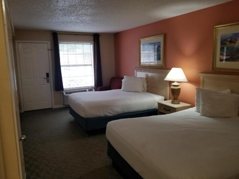 Double Room with Two Double Beds - Non-Smoking image 3