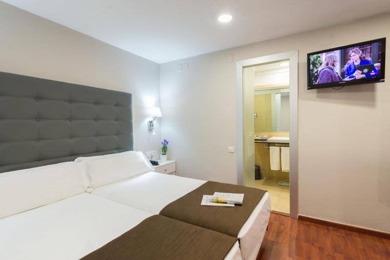 Senator Barcelona Apartments - image 14