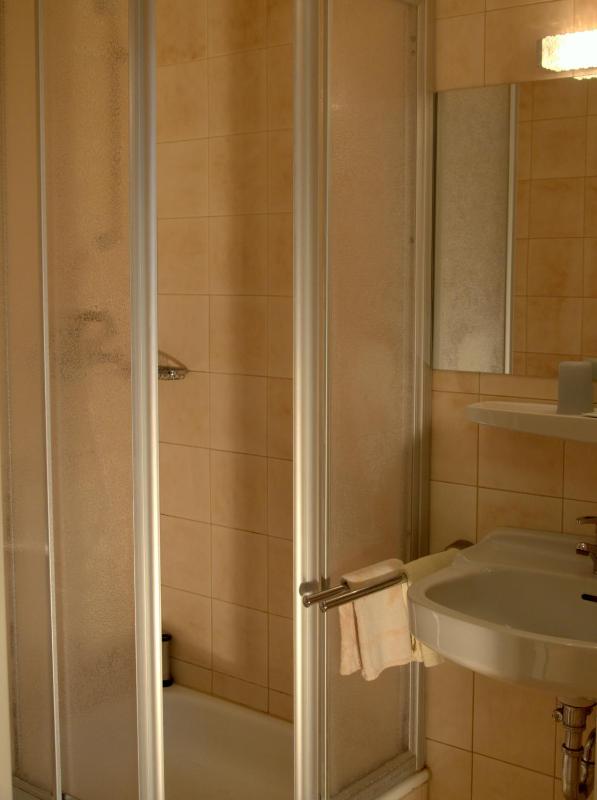 Standard Double Room with Balcony image 2