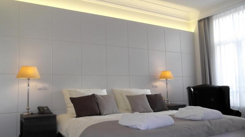 Superior Room image 2