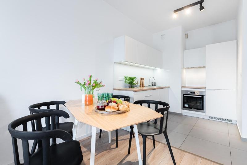  Standard Apartment with Balcony- ul.Francuska 104/3 image 1