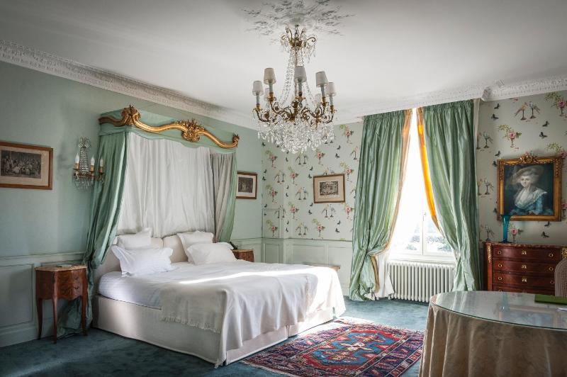 Deluxe Double Room image 1