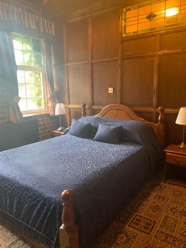 Superior Double Room image 3