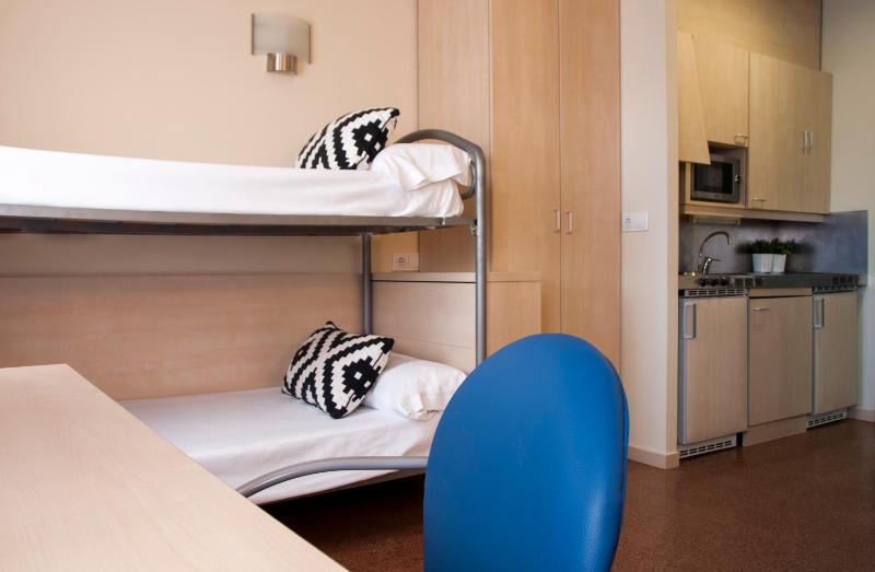 Quadruple Room image 3