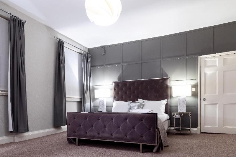 The City Rooms - image 7