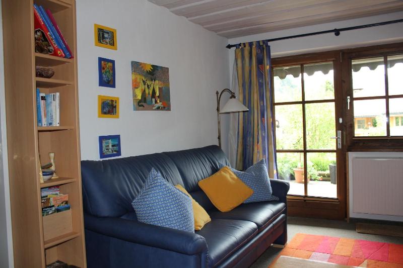 One-Bedroom Apartment image 2