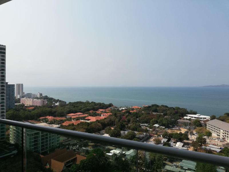 Cosy Beach View Apartments - image 13