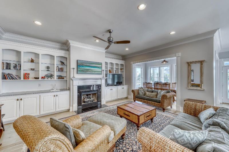 Seven Bedroom House image 3