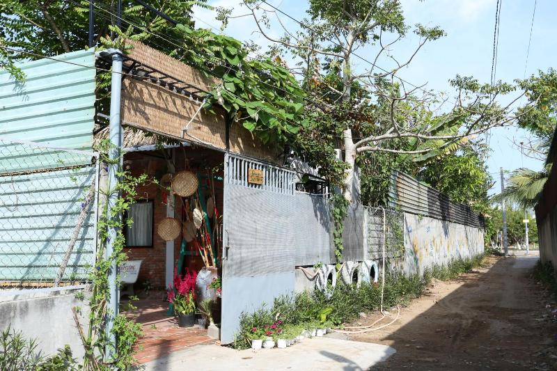 Green Sunshine Homestay - image 14