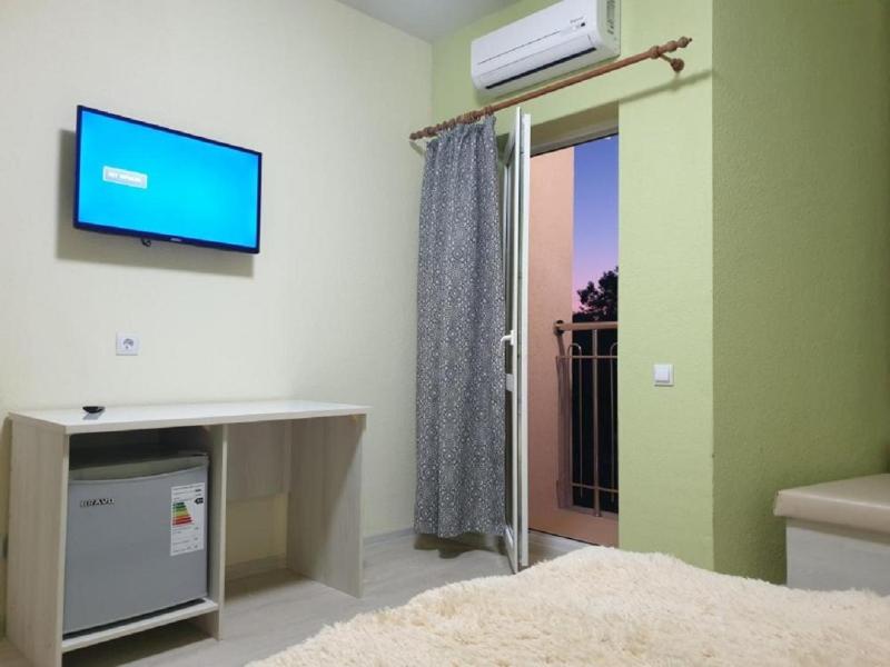 Double Room image 2
