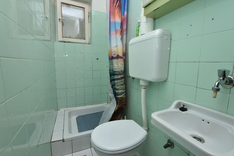 Apartment image 2
