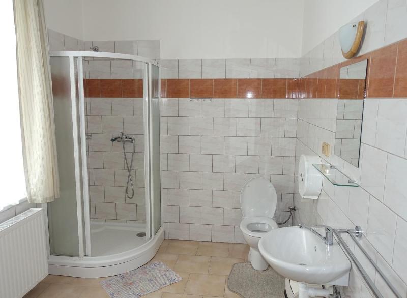 Double Room with Private Bathroom image 3
