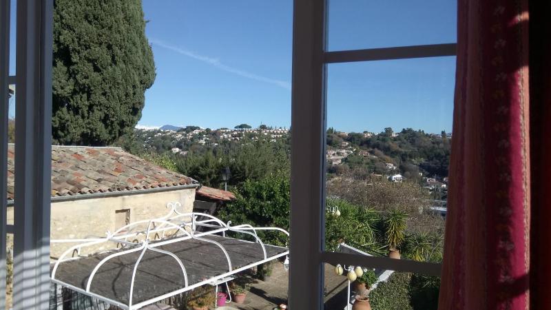 Chambres d'hôtes Les Terrasses du Soleil - image 3