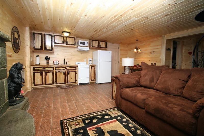 Cupid's Cabin - image 8