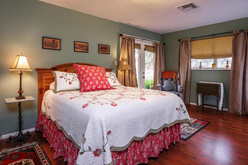 Barons CreekSide Resort - image 8