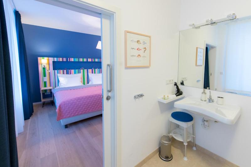 Double or Twin Room - Disability Access image 4