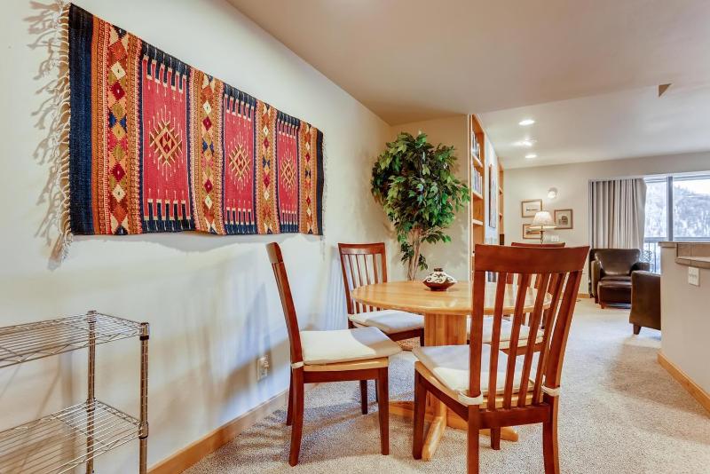 Studio Apartment image 2