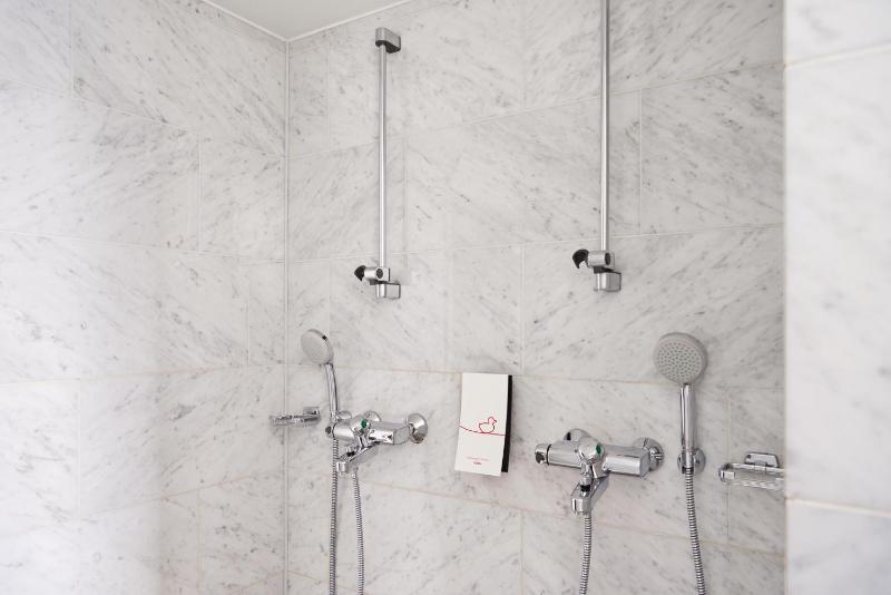 Suite image 2